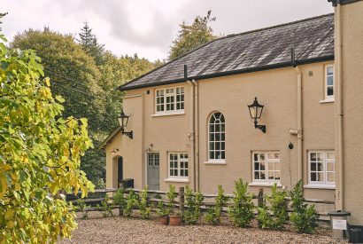 The exterior of Roupel East Wing, Devon
