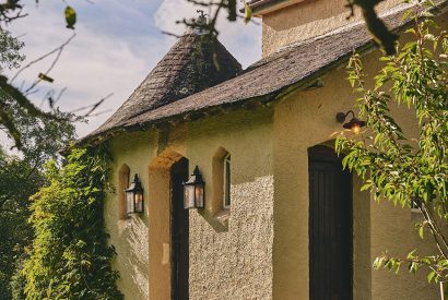 The entrance to Roupel East Wing, Devon