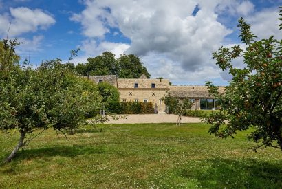 The gardens at Haymaker Barn, Cotswolds