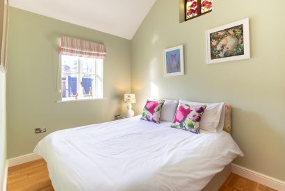 A double bedroom at Grindle Cottage, Devon