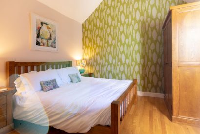 A double bedroom at Grindle Cottage, Devon
