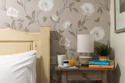 A double bedroom at Cuckoo Cottage, Devon