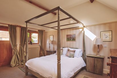 A double bedroom at Jersey Barn, Chiltern Hills