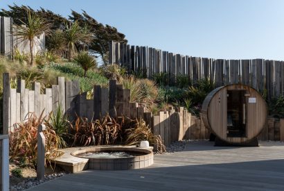 The hot tub and sauna at Woolf, Cornwall