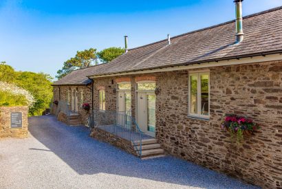 The exterior of Dartington Cottage, Devon