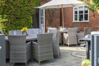 The exterior of Hedge Farmhouse, Buckinghamshire