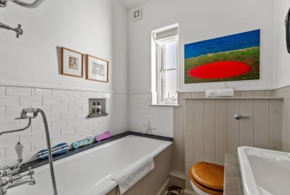 A bathroom at Little Haven, Gower