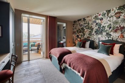 A twin bedroom at Yew Grand Suite, Cotswolds