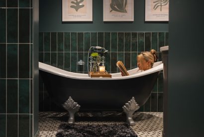 The bathroom at The Blended Barn, Cotswolds