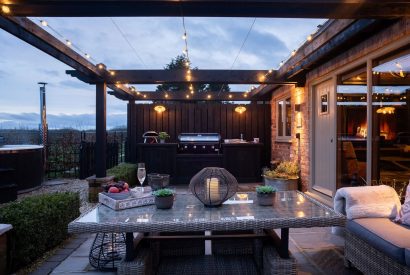 The outdoor space at The Blended Barn, Cotswolds