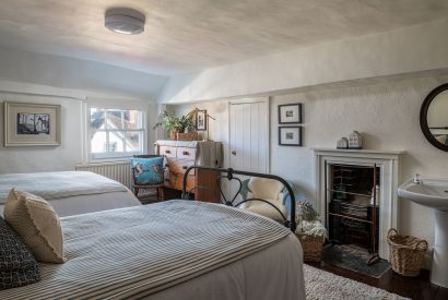 A twin bedroom at 40 Mill Street, Ludlow