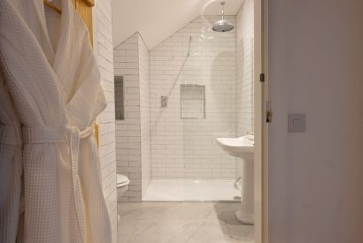 A bathroom at Fernbrae Farmhouse, Perthshire