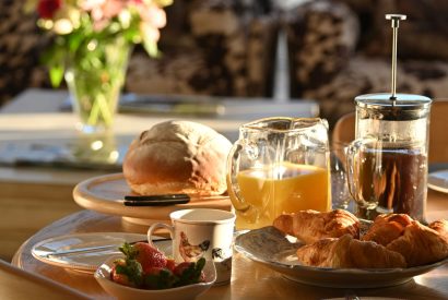 The dining table at Torran Steading, Perthshire