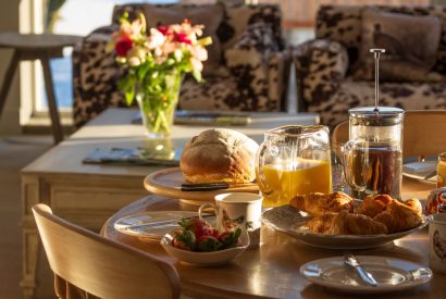 The dining table at Torran Steading, Perthshire