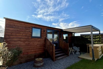 The outdoor space at Abberley Shepherd's Hut, Worcestershire
