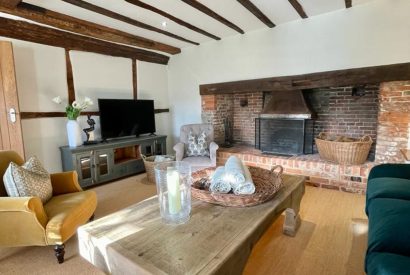 The living room at Acacia Cottage, Hampshire