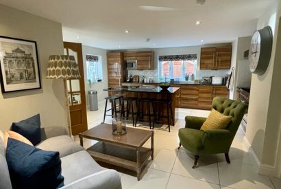 The kitchen seating area at Acacia Cottage, Hampshire