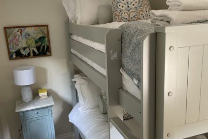 The bunk bedroom at Evergreen Cottage, Hampshire