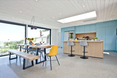 The dining kitchen at Seascape House, Cornwall