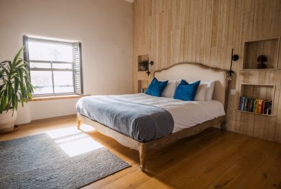 The king size bedroom at Wisteria Farmhouse, Cornwall
