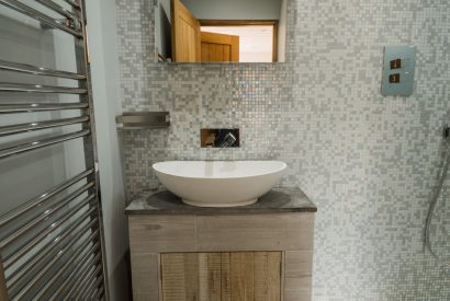 A bathroom at Wisteria Farmhouse, Cornwall