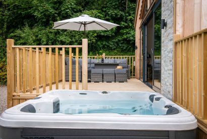 The hot tub at Bracken Barn, Devon