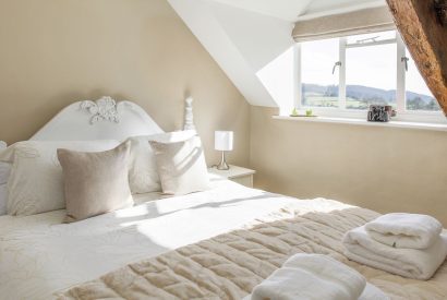 A double bedroom at Heartview Cottage, Cotswolds