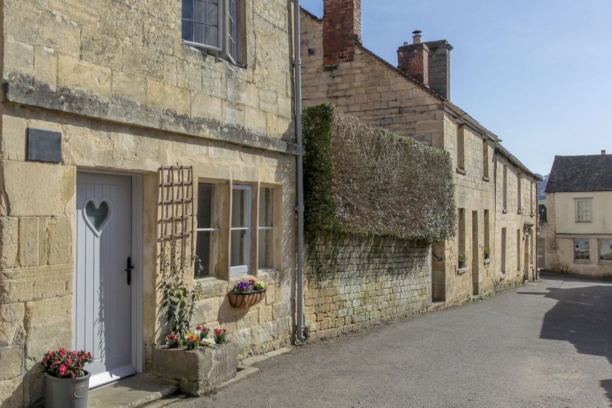 The exterior of Heartview Cottage, Cotswolds