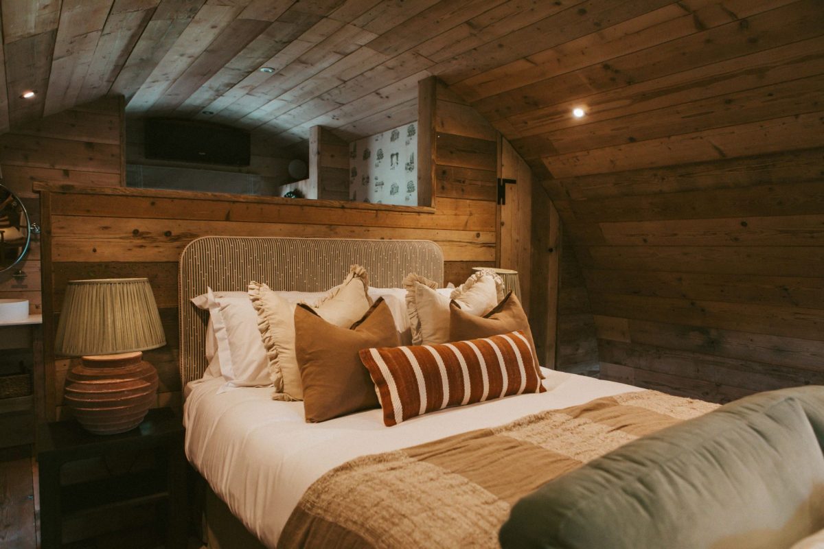 The luxurious king size bed at Lovage Pyggy, Hampshire