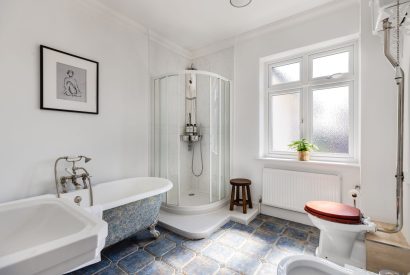 A bathroom at Merry Manor, Essex