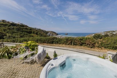 The hot tub at Tamarind Tide, Cornwall