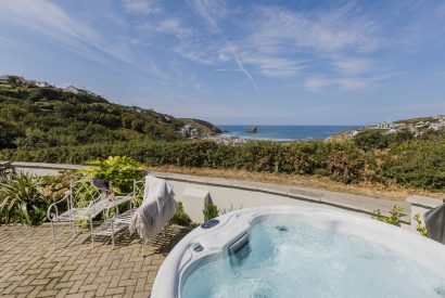 The hot tub at Tamarind Tide, Cornwall