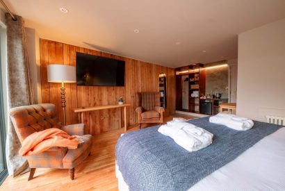 A super king sized bedroom at Crescent House, Lake District