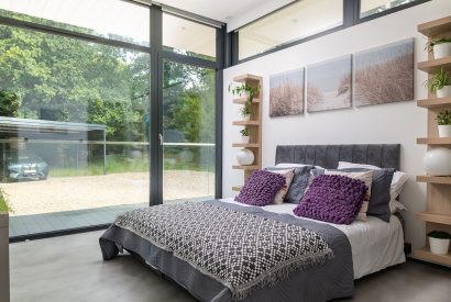 A king sized bedroom at The Bridge House, Hampshire