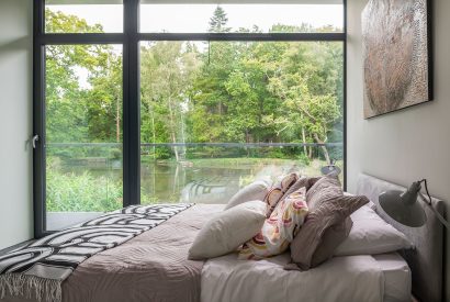 A king sized bedroom at The Bridge House, Hampshire