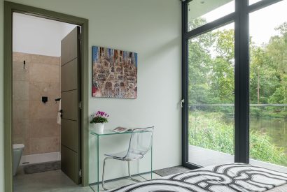 A king sized bedroom at The Bridge House, Hampshire