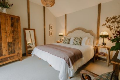 A king size bedroom at Fox Hallow, Cheshire