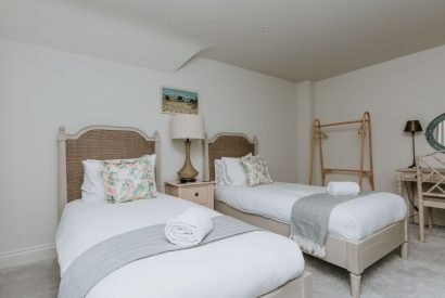 A twin bedroom at Havenwood, Oxfordshire