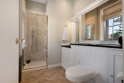 A bathroom at The Priory Gatehouses, Essex
