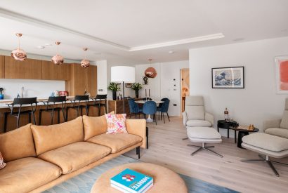 The living room at Ocean Eyes, Devon