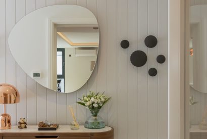 The living room at Ocean Eyes, Devon