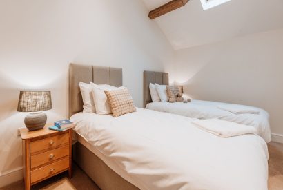 A twin bedroom at Denman, Shropshire