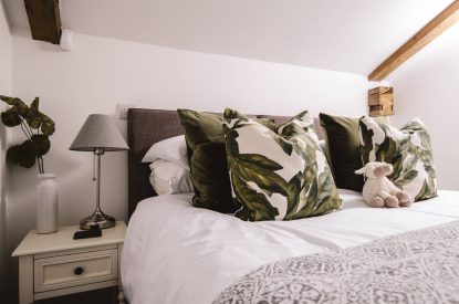 A bedroom at Luxury Penthouse, Cotswolds