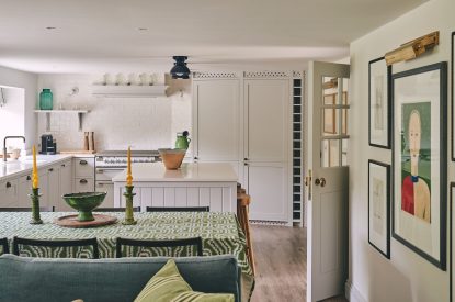 The kitchen and dining room at Bridlepath Cottage, North Wessex Downs