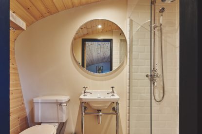 The bathroom at Padley Cabin, Peak District