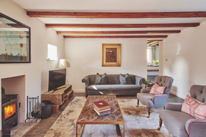 lounge - Redwood Cottage - Cheshire cottages