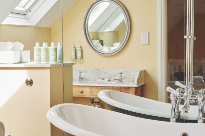 The bathroom at Kipling Cottage, Cotswolds