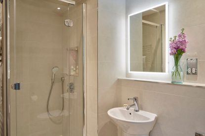 A bathroom at Fern House, Devon