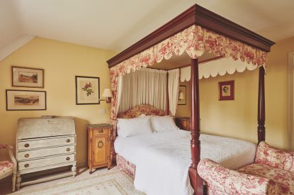 A double bedroom at Blake Cottage, Cotswolds