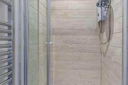 A bathroom at Yr Hafan, Llyn Peninsula